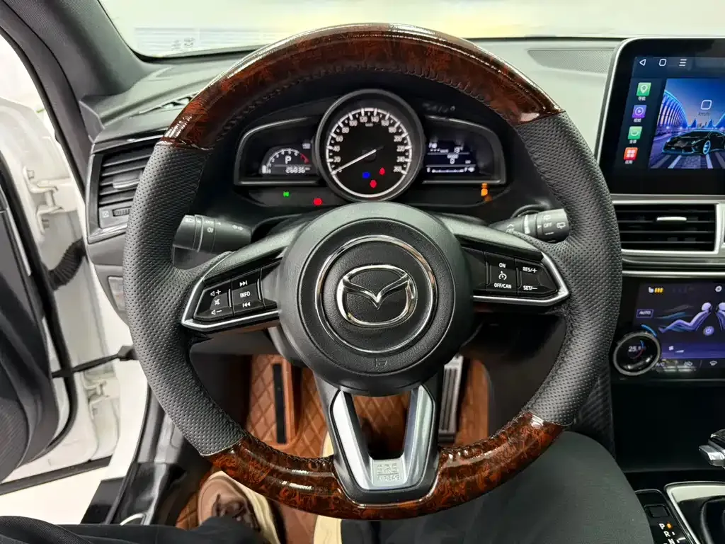 Mazda CX-4 — фото 5