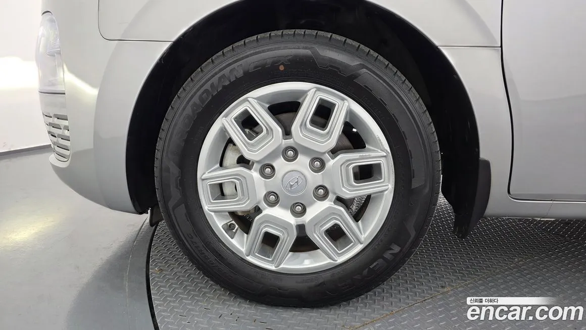 Hyundai Staria — фото 10