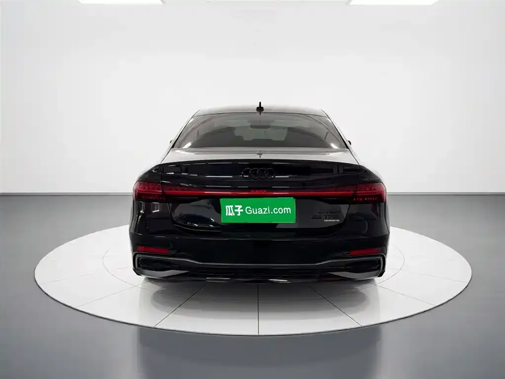 Audi A7L — фото 10