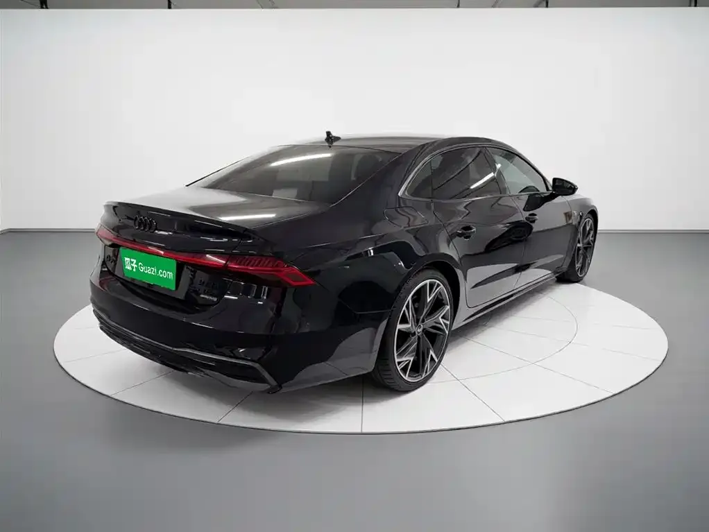Audi A7L — фото 3