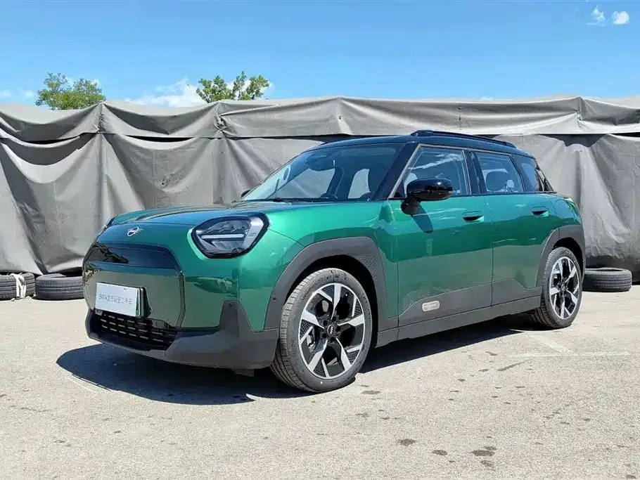 MINI Aceman EV