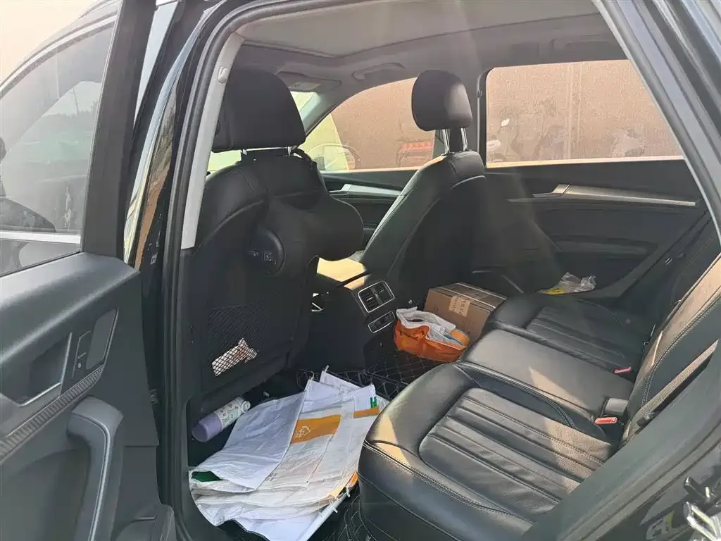 Audi Q5L 2021 из CN, фото 5