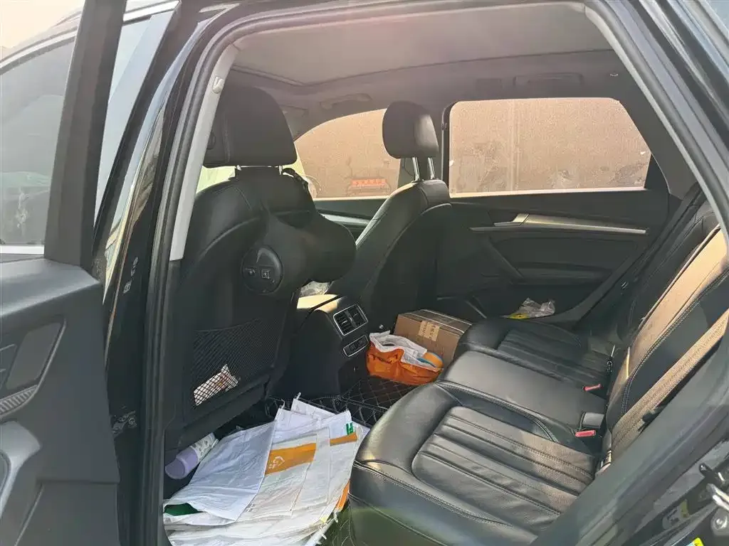 Audi Q5L 2021 из CN, фото 3