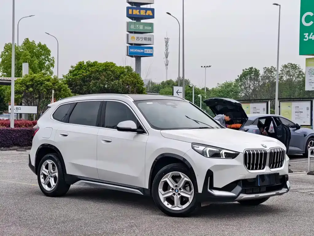 BMW X1 — фото 3
