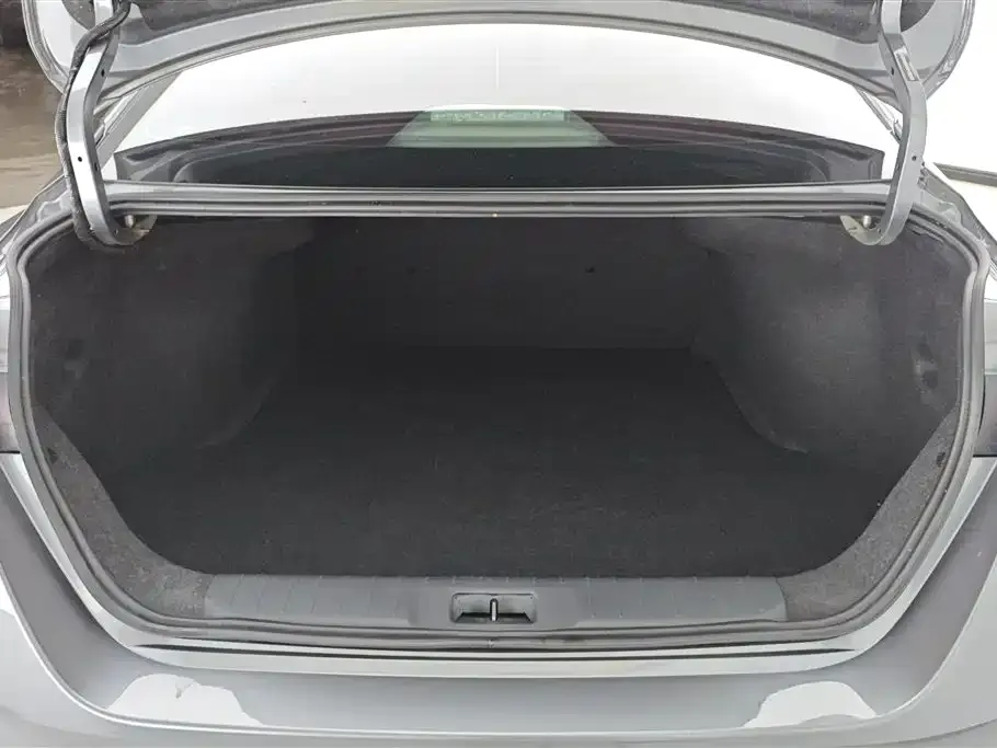 Nissan Sylphy — фото 4