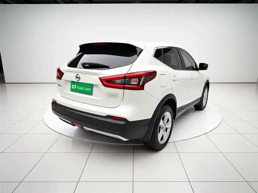 Nissan Qashqai — фото 3