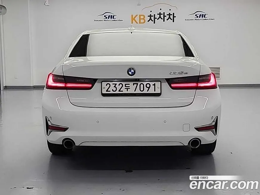 BMW 3-Series 2021 из KR, фото 2