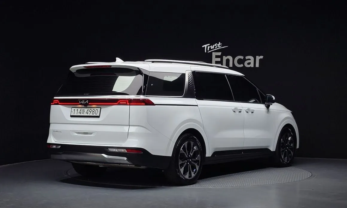 Kia Carnival 2023 из KR, фото 6