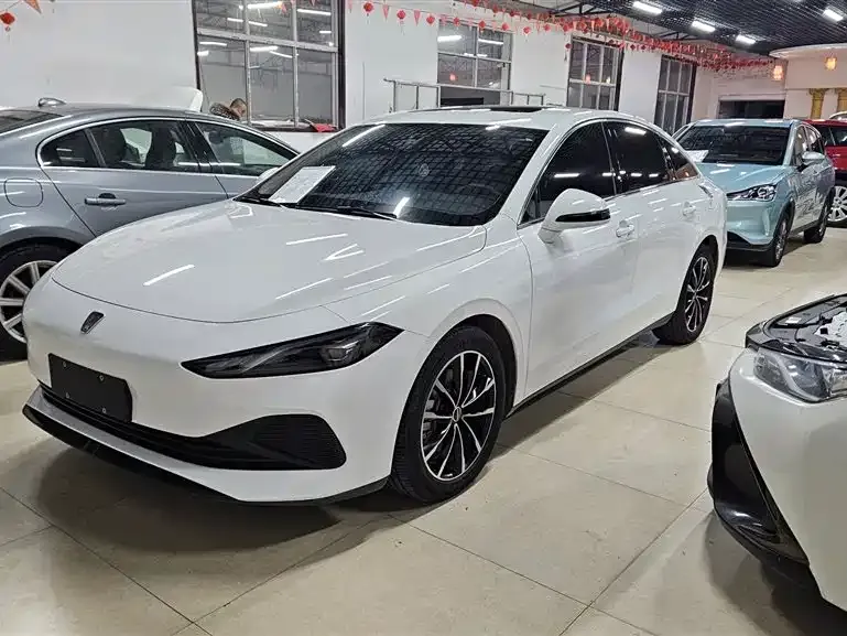 Roewe D7