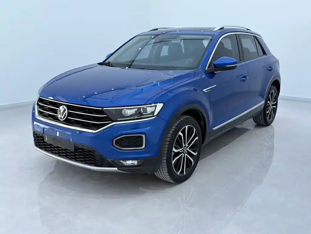 Volkswagen T-Roc — фото 1