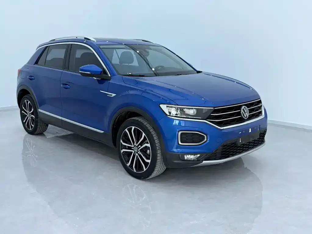 Volkswagen T-Roc — фото 8