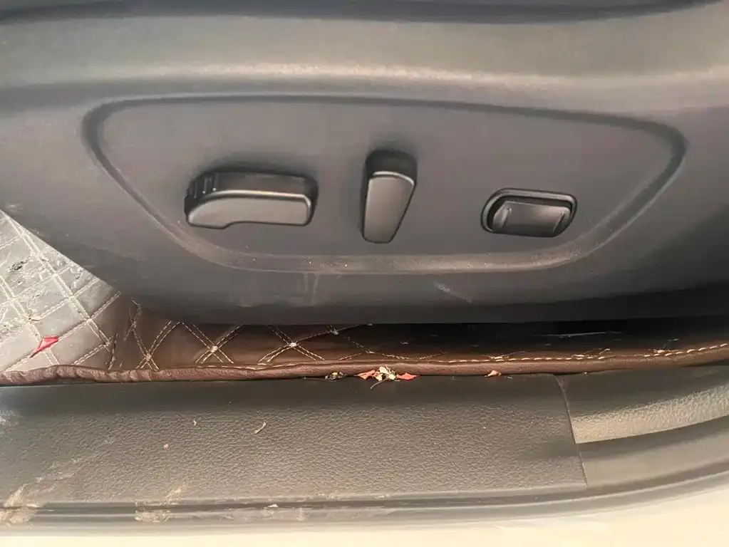 Nissan X-Trail — фото 10