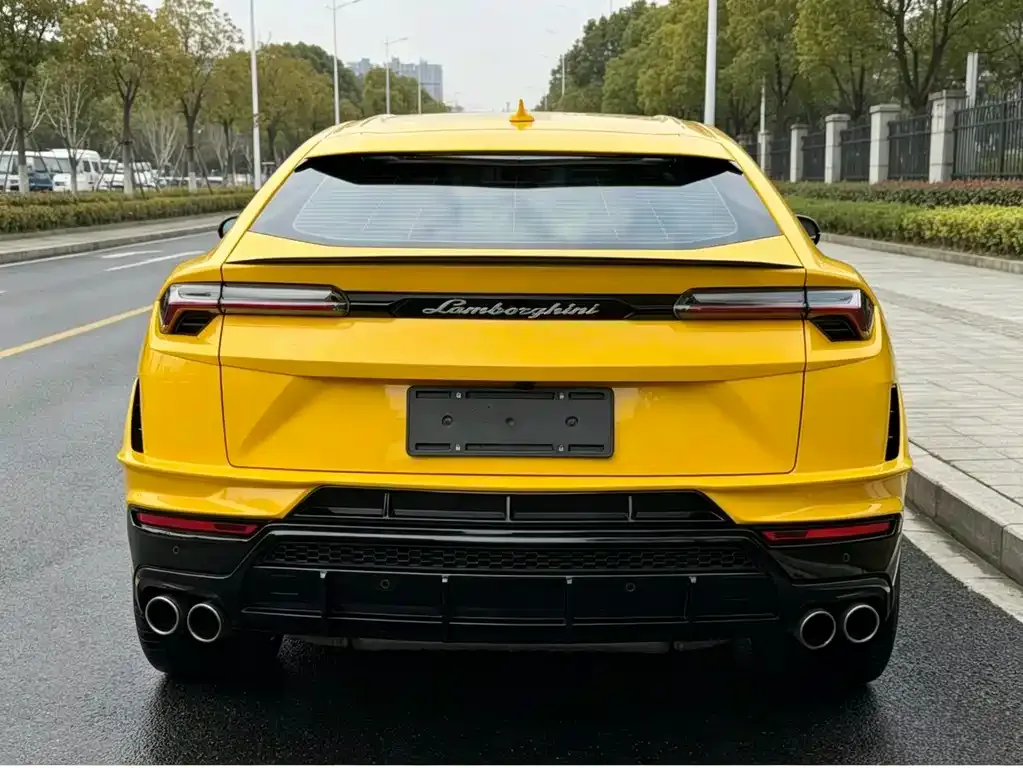 Lamborghini Urus — фото 5
