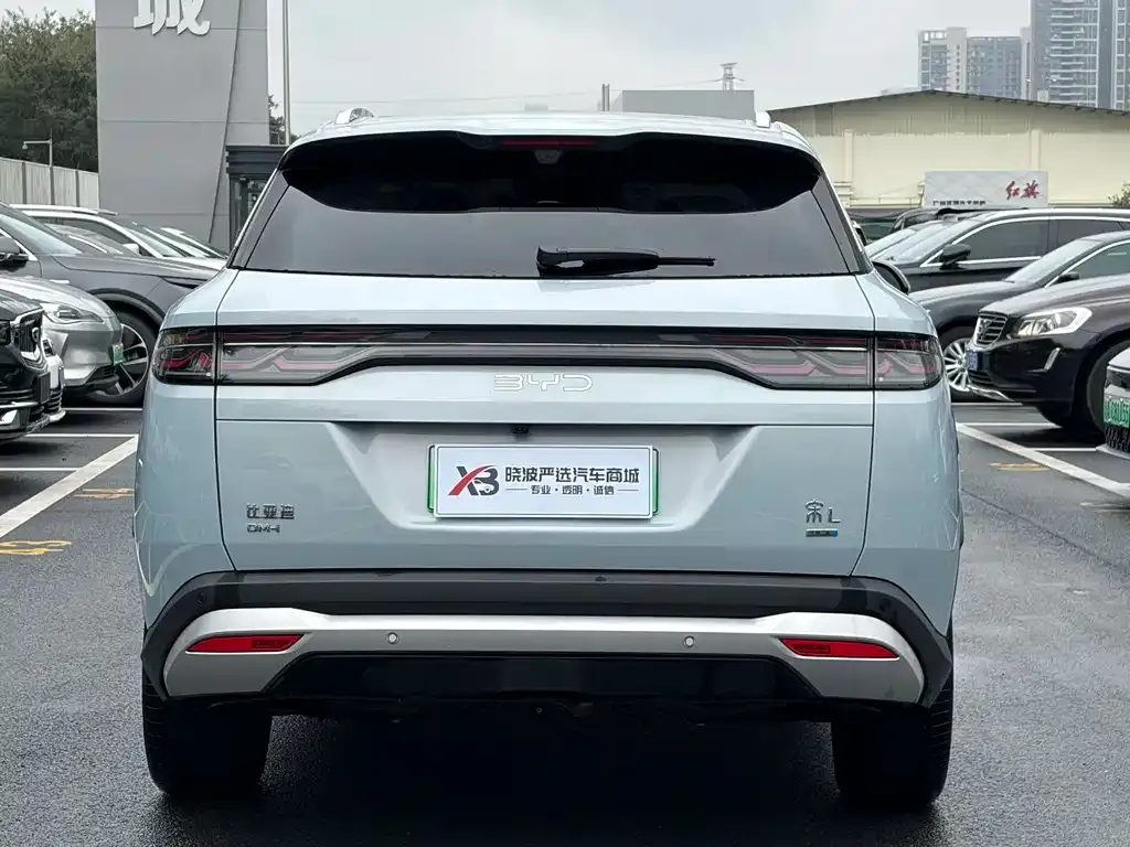 BYD L DM-i — фото 8
