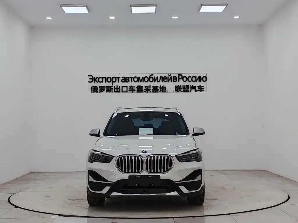 BMW X1 — фото 3