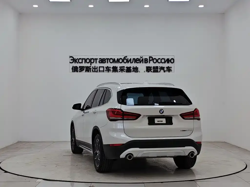 BMW X1 — фото 2