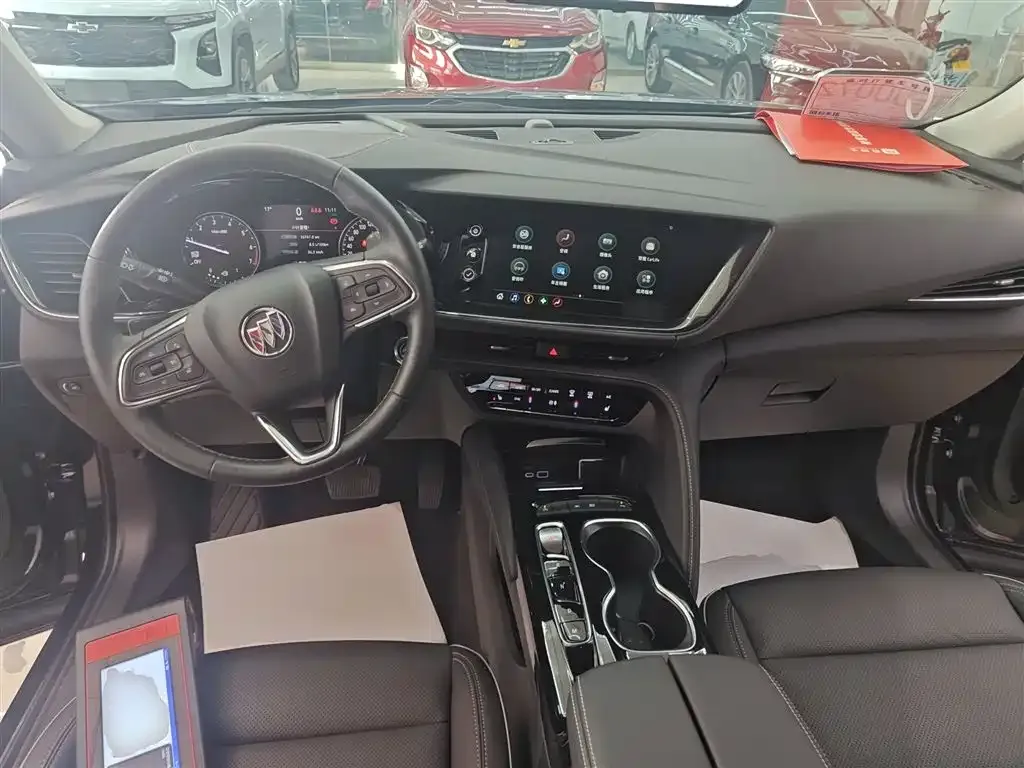 Buick Envision Plus — фото 4
