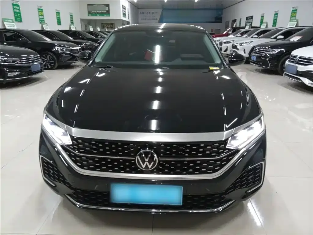 Volkswagen Passat — фото 4