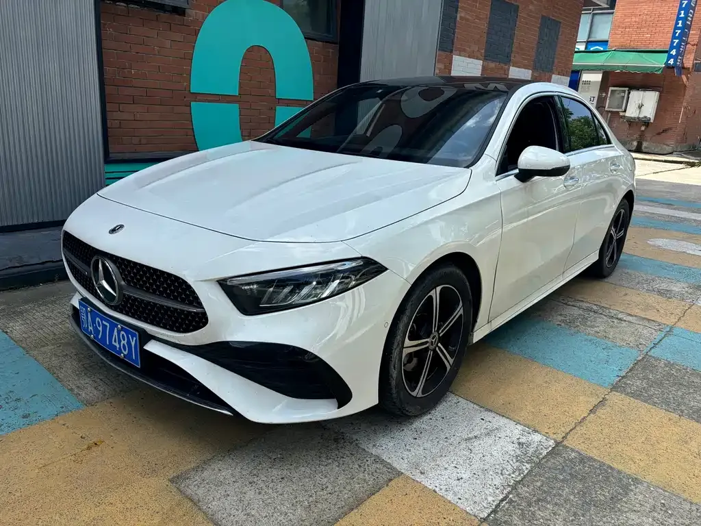 Mercedes-Benz A-Class — фото 1