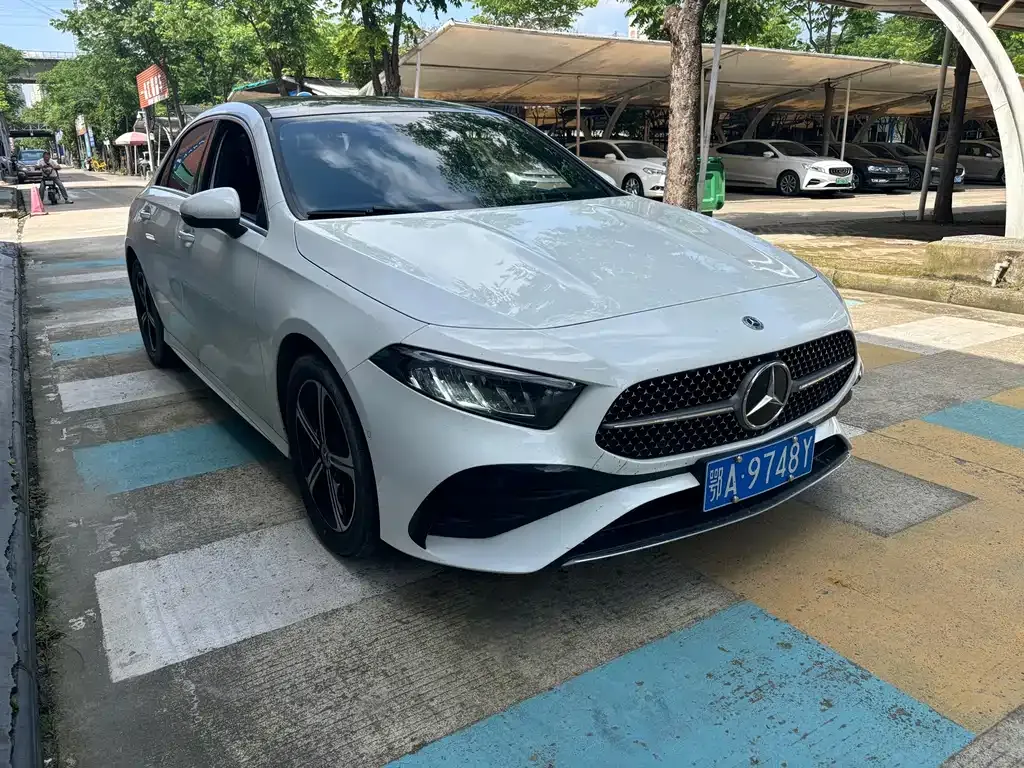 Mercedes-Benz A-Class — фото 10