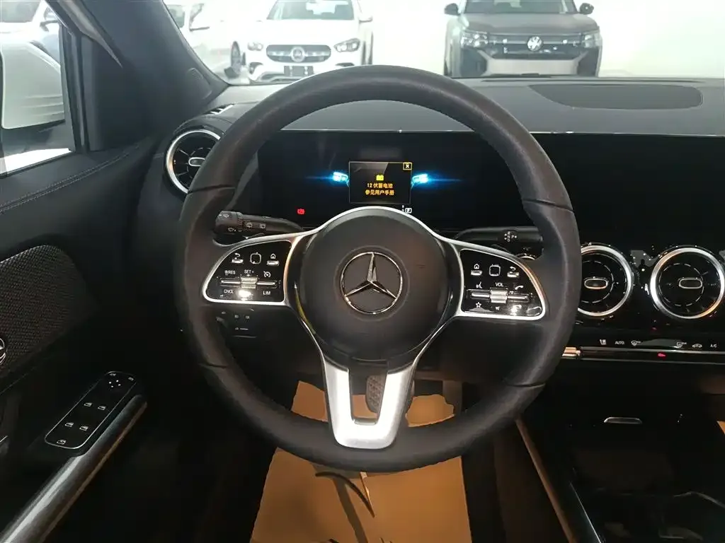 Mercedes-Benz GLA — фото 6