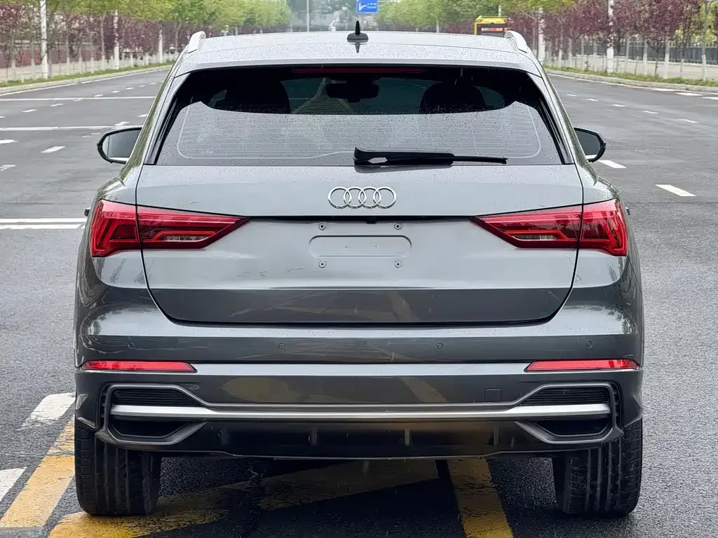 Audi Q3 — фото 5