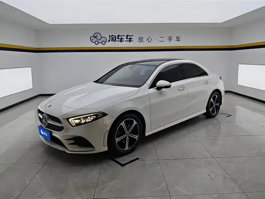 Mercedes-Benz A-Class — фото 1