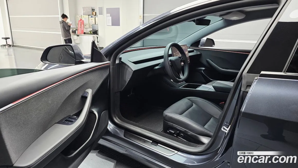 Tesla Model 3 2025 из KR, фото 7