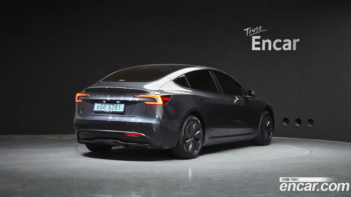 Tesla Model 3 2025 из KR, фото 3