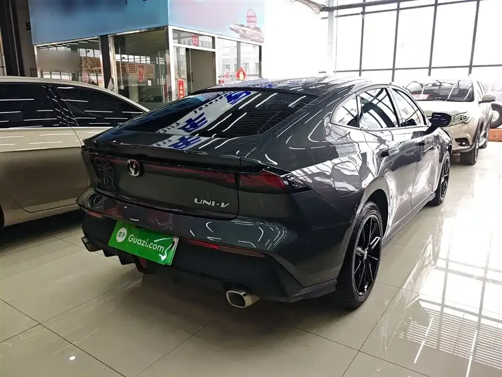 Changan UNI-V iDD 2023 из CN, фото 4