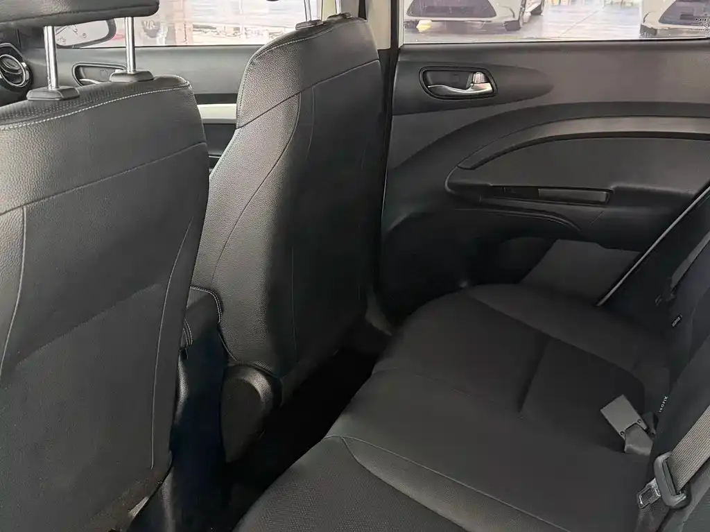 Kia KX1 2022 из CN, фото 9