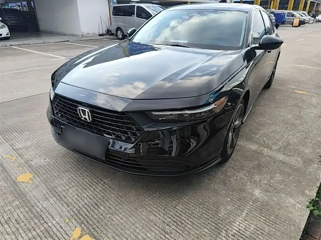 Honda Accord — фото 7