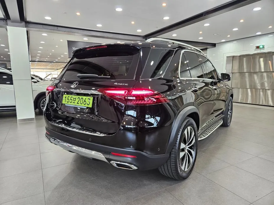 Mercedes-Benz GLE-Class — фото 7
