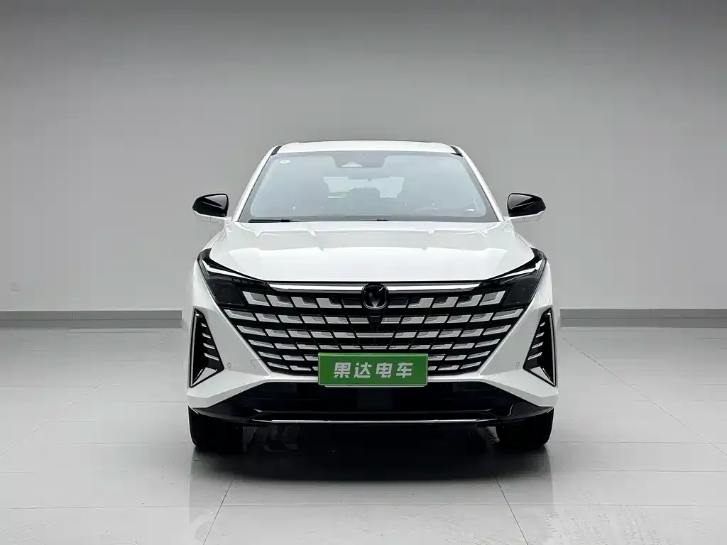 Changan UNI-Z New Energy 2026 из CN, фото 8