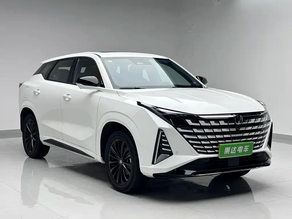 Changan UNI-Z New Energy 2026 из CN, фото 2