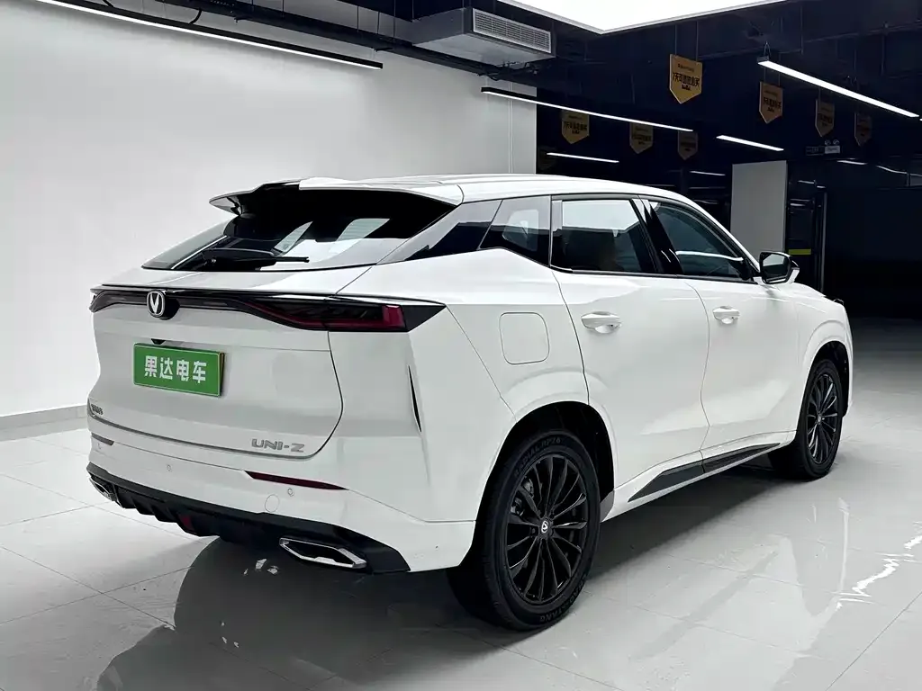 Changan UNI-Z New Energy 2026 из CN, фото 7