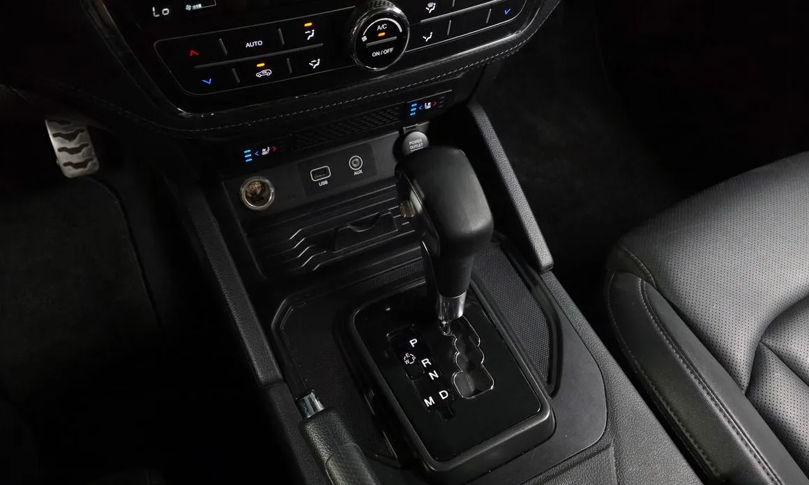 KG Mobility (Ssangyong) Rexton — фото 10