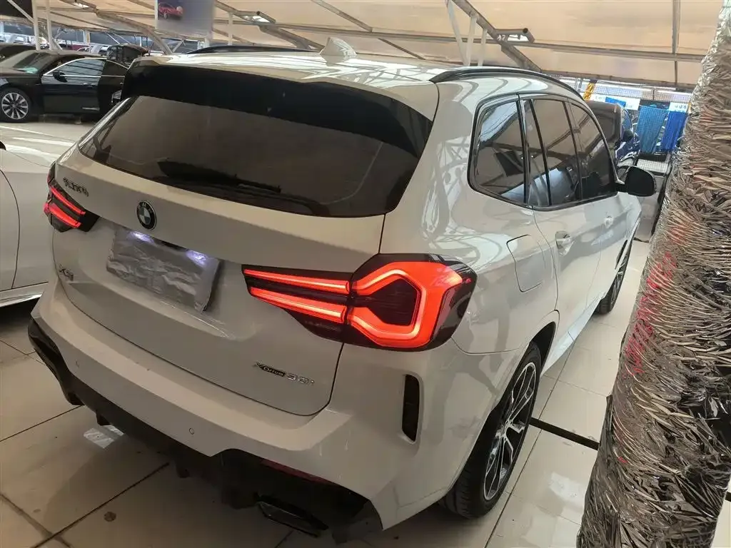 BMW X3 — фото 10