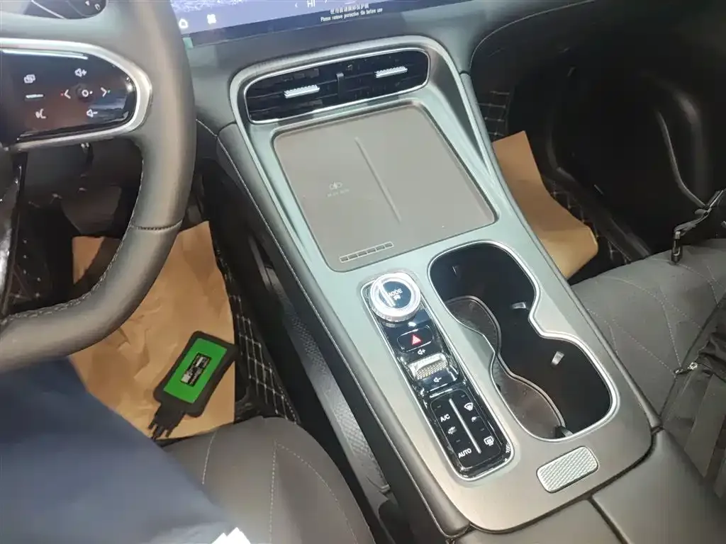 Chery Tiggo 8 PLUS — фото 9