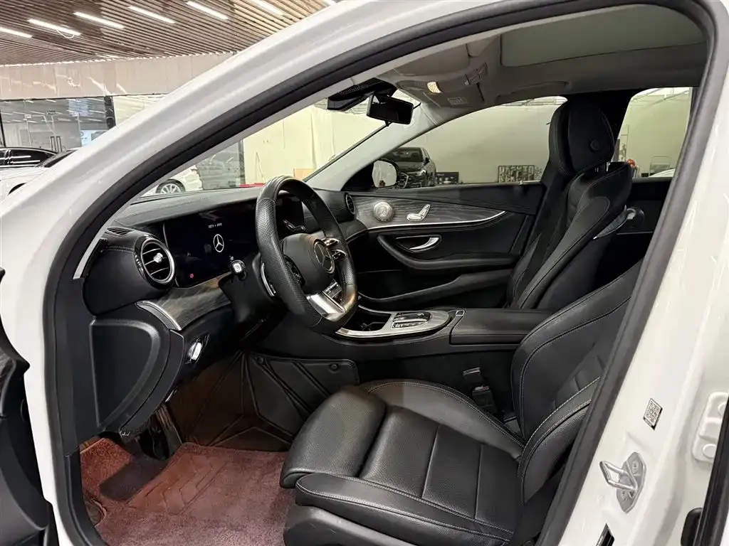 Mercedes-Benz E-Class 2023 из CN, фото 8