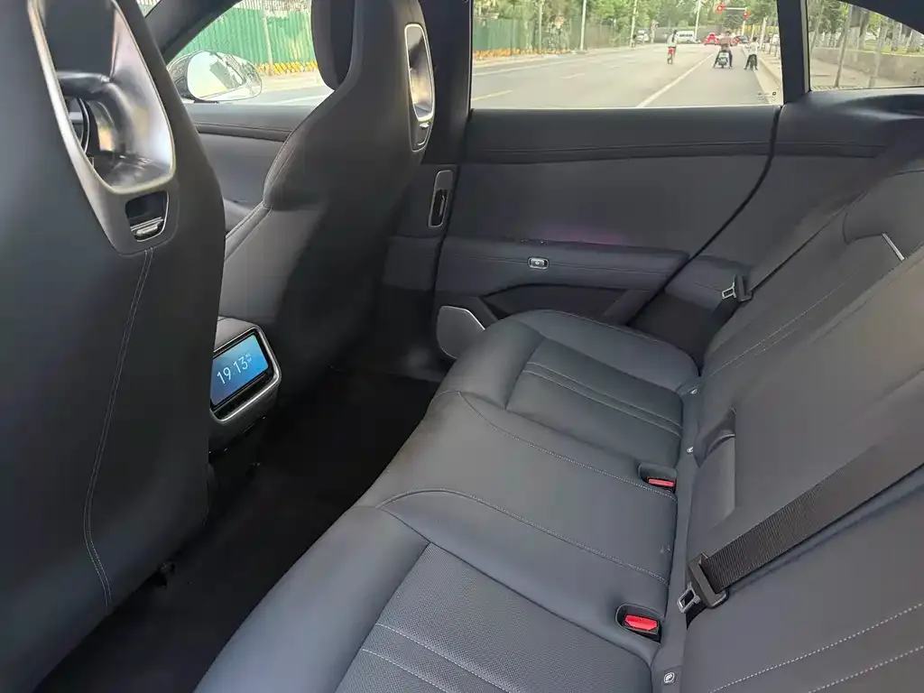 Xiaomi YU7 2026 из CN, фото 6