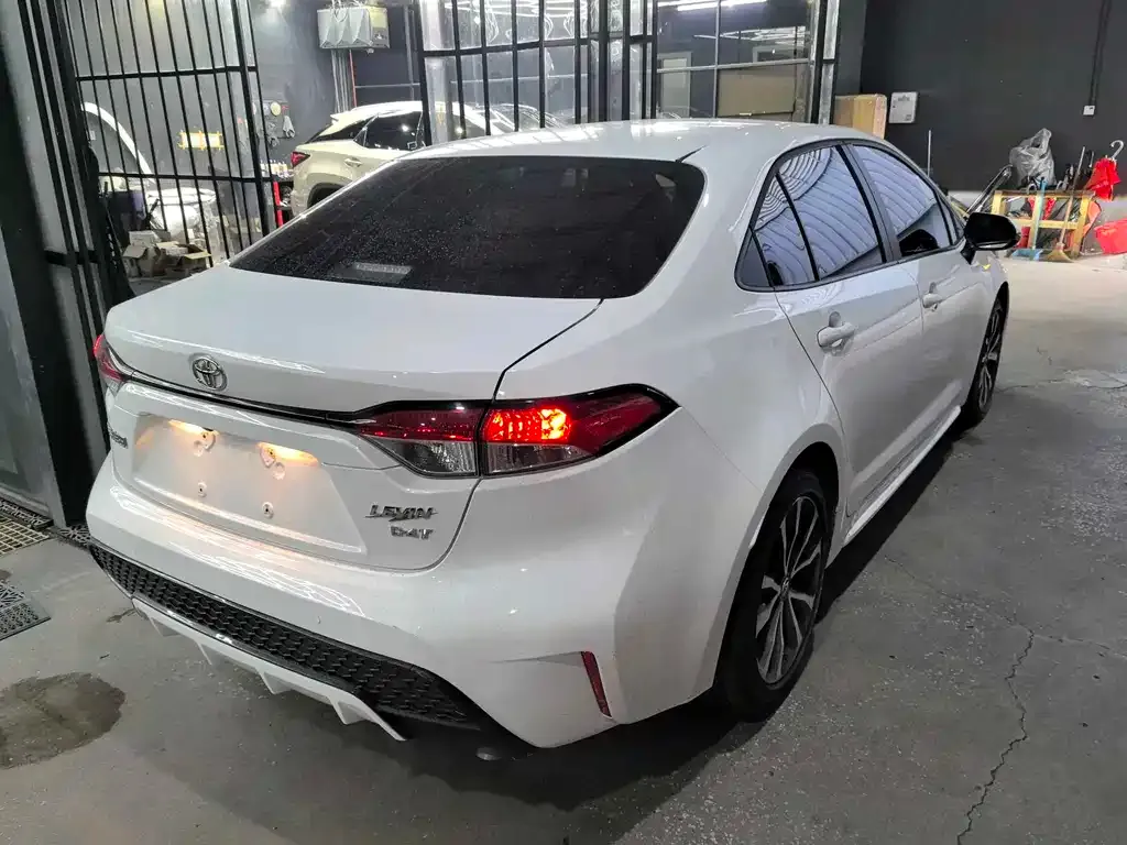 Toyota Levin — фото 10