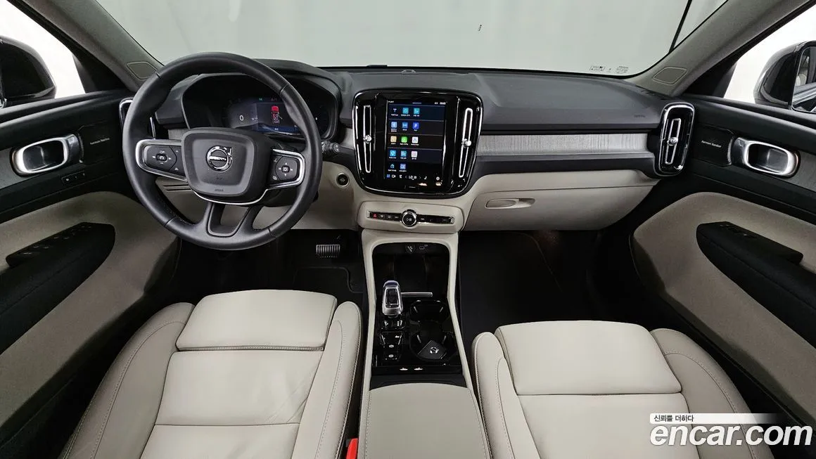 Volvo XC40 2024 из KR, фото 5