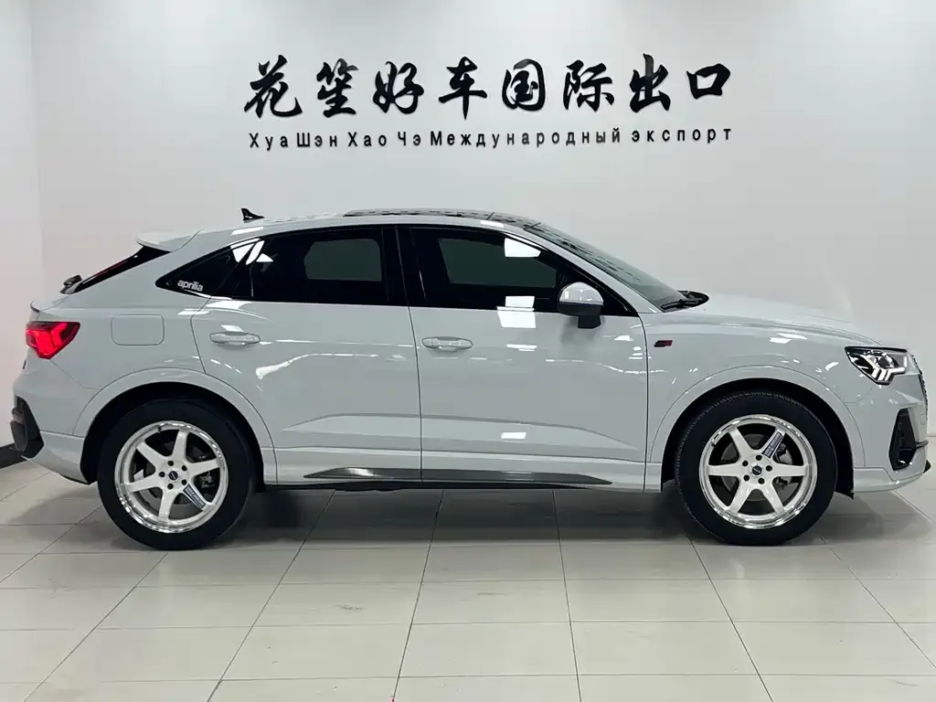 Audi Q3 Sportback 2022 из CN, фото 10