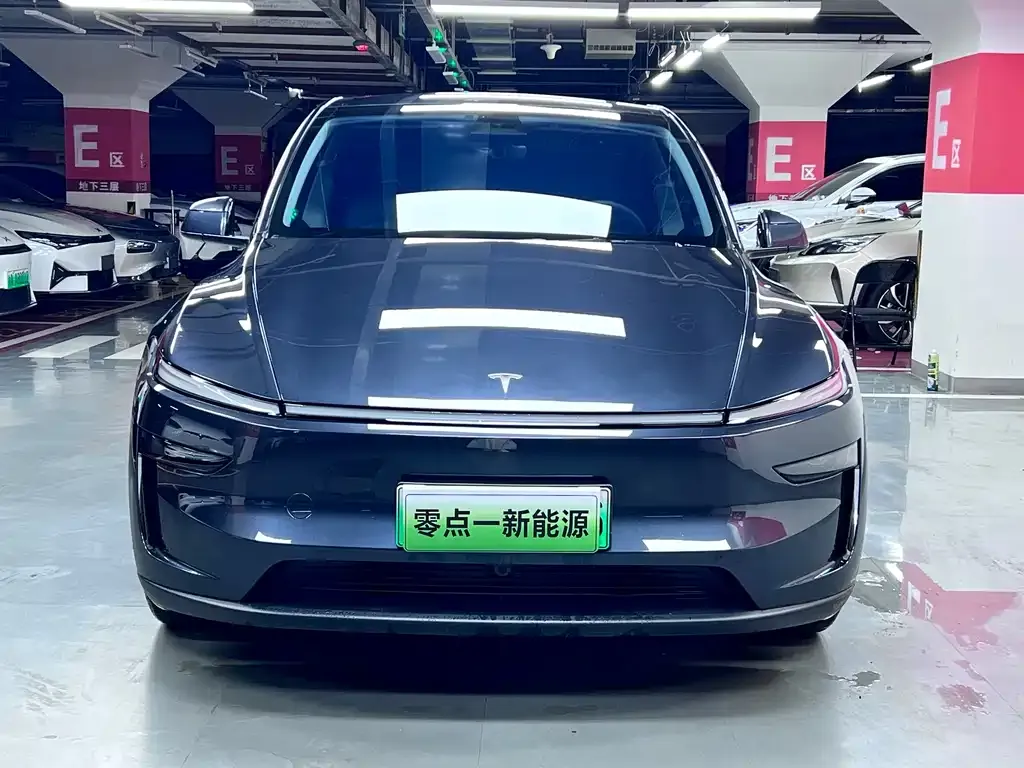 Tesla Model Y — фото 6