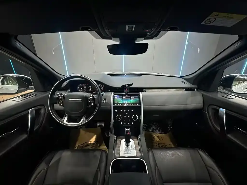 Land Rover Discovery Sport — фото 10
