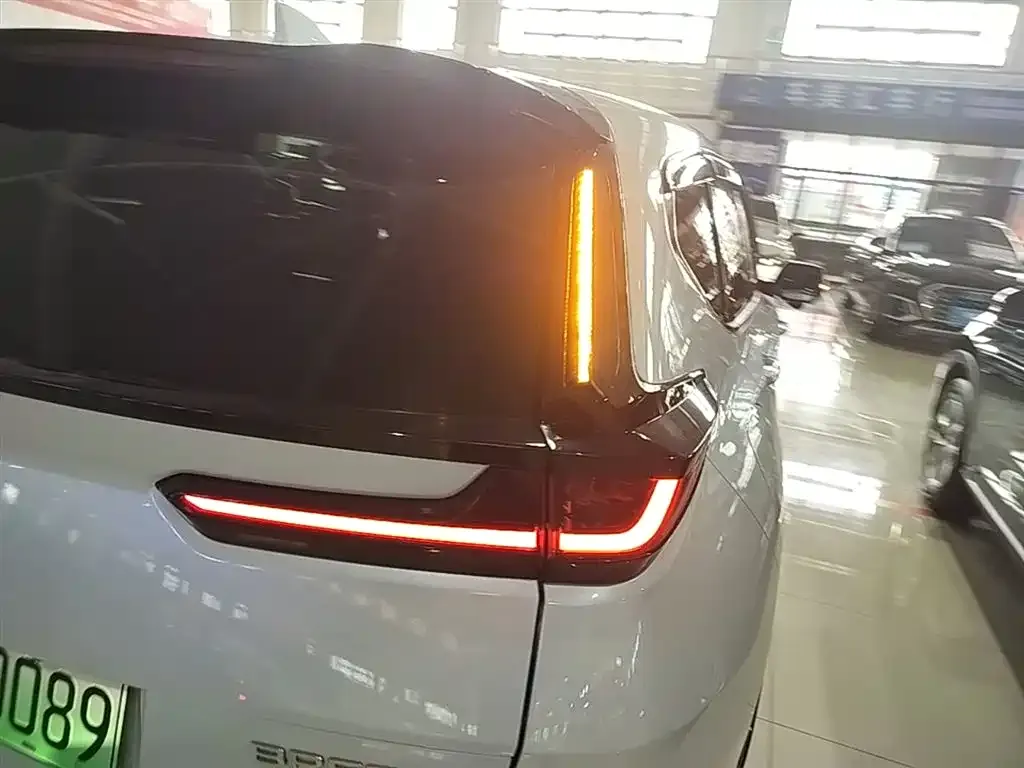 Honda Breeze PHEV 2023 из CN, фото 4