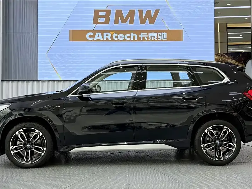 BMW X1 — фото 2