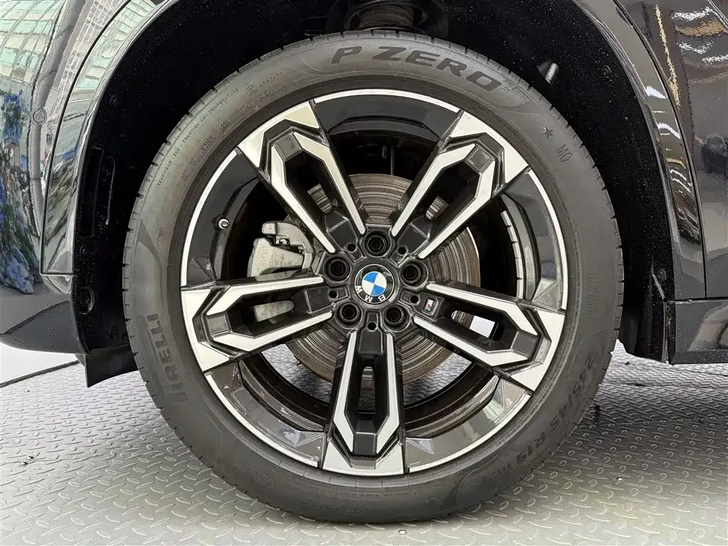 BMW X1 — фото 10