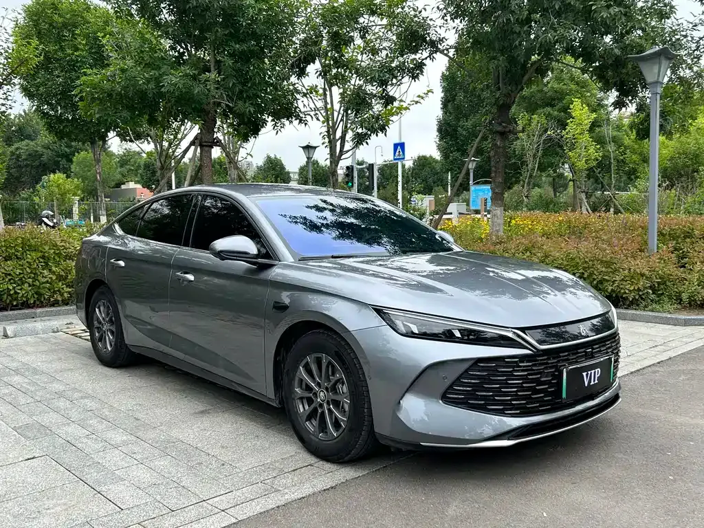 BYD Qin L — фото 8